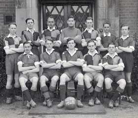 Football, 1934-1935