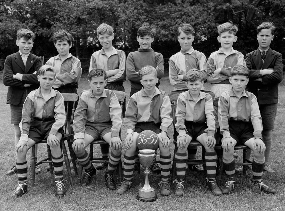 Cove Junior year 4 football team